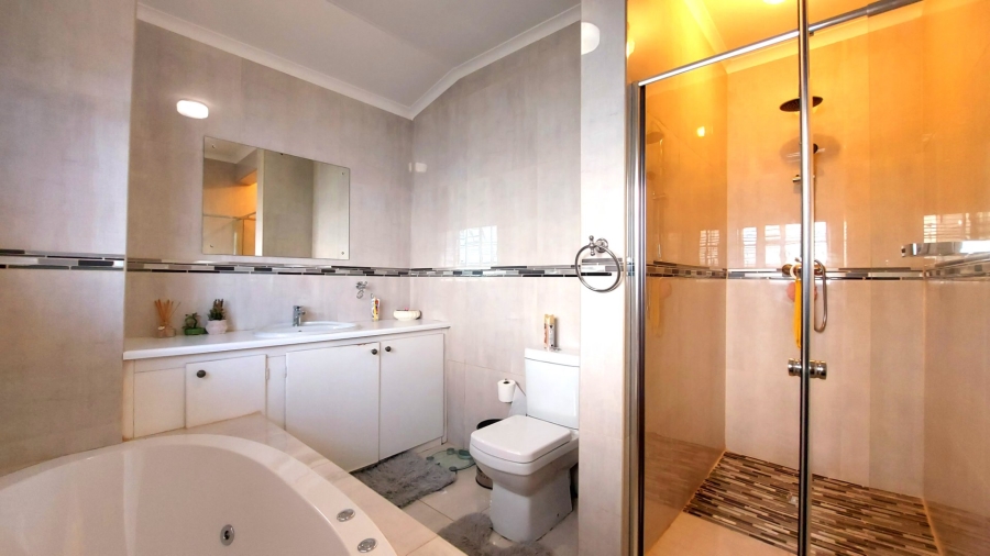 4 Bedroom Property for Sale in Melodie North West